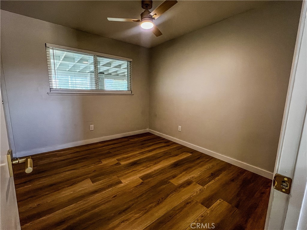 https://media.crmls.org/medias/26966068-88dd-4d59-b18b-ef4fa71a2c9c.jpg?preset=X-Large