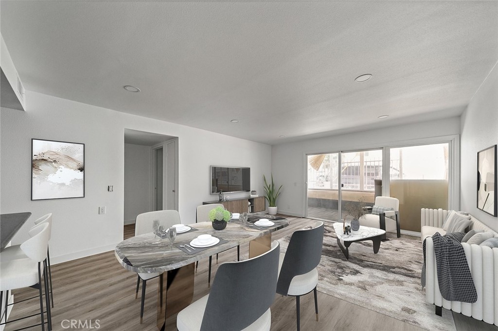 918 W College Street #316