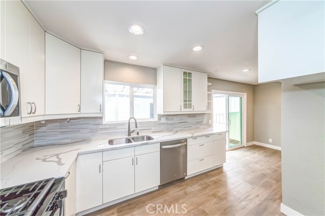 Detail Gallery Image 15 of 28 For 8132 Keith Grn, Buena Park,  CA 90621 - 3 Beds | 2/1 Baths