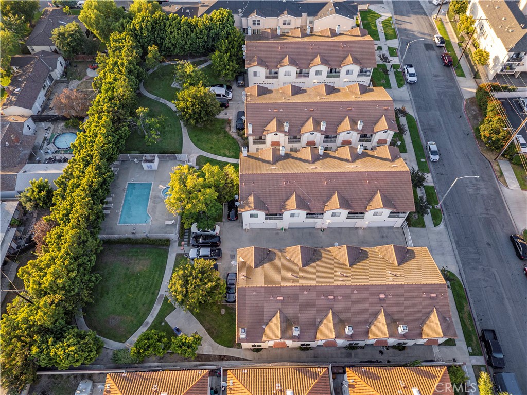 https://media.crmls.org/medias/269806fd-aee0-44c7-8f0a-b15a90954693.jpg?preset=X-Large