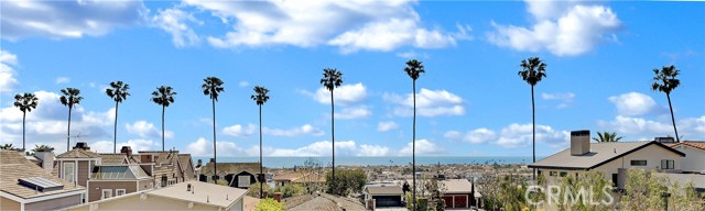 Detail Gallery Image 8 of 32 For 412 Acacia Ave, Corona Del Mar,  CA 92625 - 3 Beds | 3/1 Baths