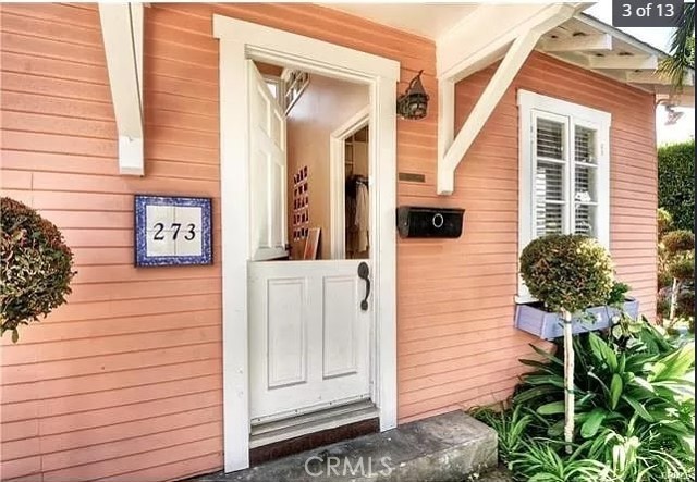 Detail Gallery Image 3 of 31 For 273 Lower Cliff Dr, Laguna Beach,  CA 92651 - 1 Beds | 1 Baths