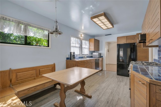 Detail Gallery Image 17 of 59 For 357 Vine St, Glendale,  CA 91204 - 3 Beds | 3 Baths