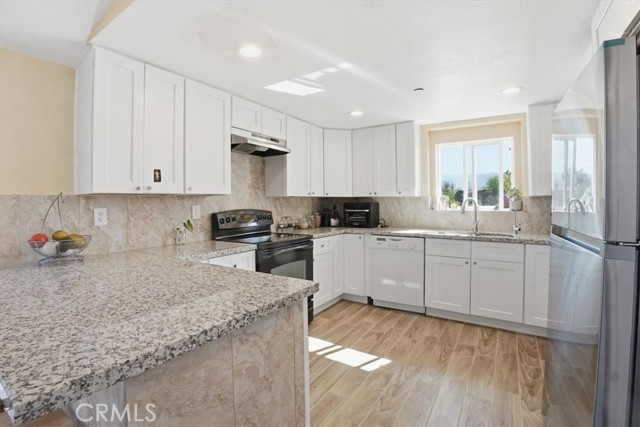 Detail Gallery Image 8 of 37 For 12601 Nandina, Phelan,  CA 92371 - 3 Beds | 2 Baths