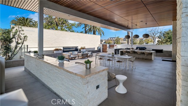 125 Allusion, Irvine CA: https://media.crmls.org/medias/269969f7-ebac-480b-92e1-2ac62d2878f1.jpg