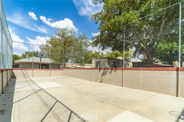 Detail Gallery Image 17 of 17 For 45800 Challenger Way #30,  Lancaster,  CA 93535 - 3 Beds | 2 Baths