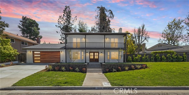 1924 Smokewood Avenue, Fullerton CA: https://media.crmls.org/medias/269afec4-8502-48f7-868d-9b98c511ec9d.jpg