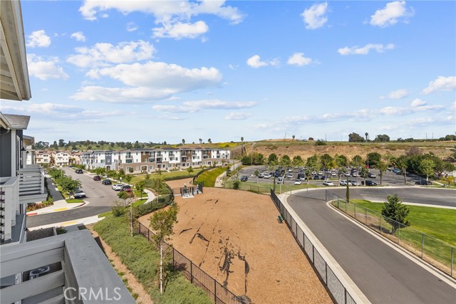 Detail Gallery Image 5 of 38 For 1421 W Sunrise Ln, San Pedro,  CA 90732 - 4 Beds | 3/1 Baths