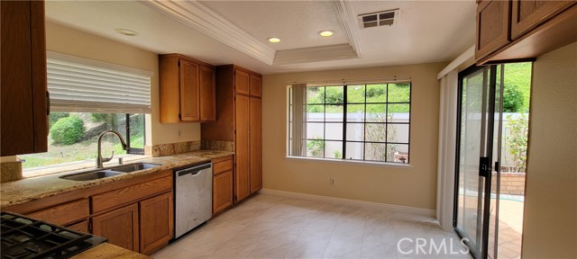 Detail Gallery Image 2 of 15 For 1405 Bodega Way #6,  Diamond Bar,  CA 91765 - 3 Beds | 3 Baths