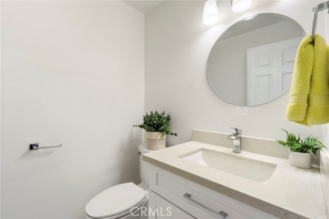 410 Timberwood, Irvine CA: https://media.crmls.org/medias/269c17d3-1d54-4dcb-b728-b2dd21d1e4e5.jpg
