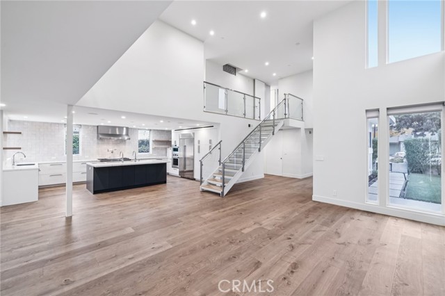 Detail Gallery Image 11 of 71 For 4354 Keystone Ave, Culver City,  CA 90232 - 5 Beds | 4/1 Baths