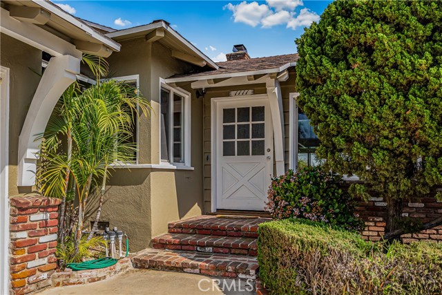 Detail Gallery Image 6 of 41 For 1111 Arbor Dell Rd, Los Angeles,  CA 90041 - 3 Beds | 2 Baths