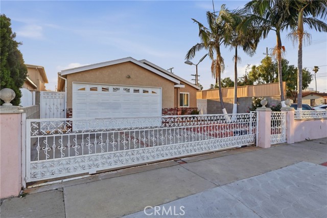 Detail Gallery Image 30 of 38 For 2211 Barbour Ct, San Pedro,  CA 90731 - 4 Beds | 2 Baths
