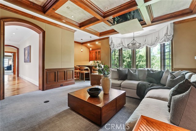 20 Cherry Hills Lane, Newport Beach CA: https://media.crmls.org/medias/269d7177-3ff2-44a8-9f18-5c7a1b17490d.jpg