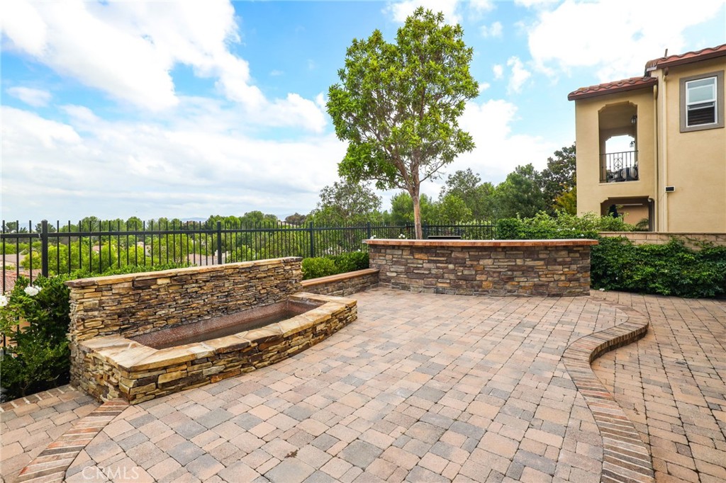 MLS #OC25222504 image #66