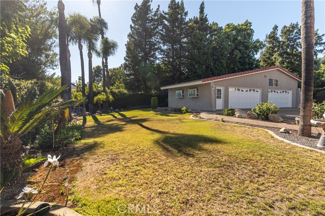 2241 N 1st Avenue, Upland CA: https://media.crmls.org/medias/269d9135-e944-4076-8995-75428cbc7610.jpg