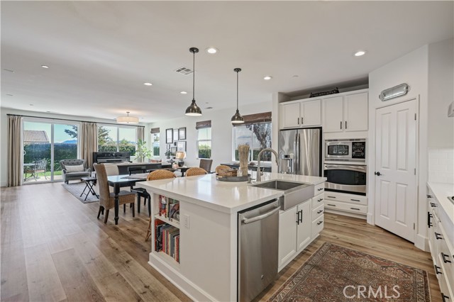 Detail Gallery Image 6 of 62 For 28658 Farrier Dr, Valencia,  CA 91354 - 3 Beds | 3/1 Baths