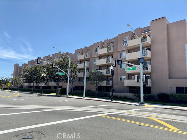 Detail Gallery Image 25 of 34 For 450 E 4th St #405,  Santa Ana,  CA 92701 - 1 Beds | 1 Baths