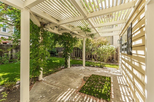 Detail Gallery Image 43 of 52 For 1094 E Monticello Cir, Fresno,  CA 93720 - 4 Beds | 2 Baths