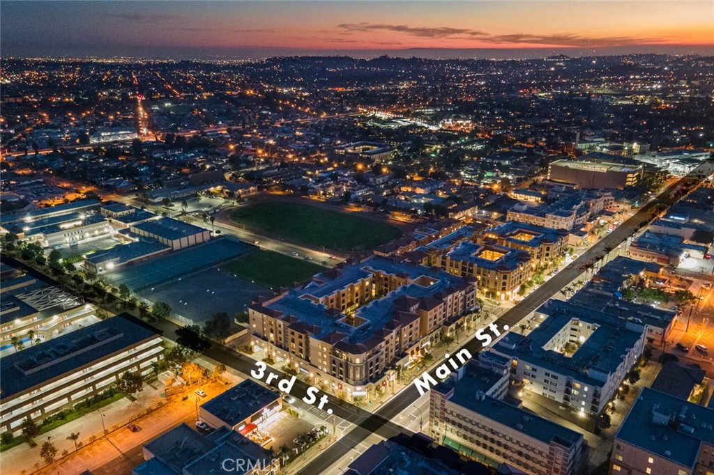 https://media.crmls.org/medias/269f9c00-36a8-4dc0-9d5d-6bd59fecb915.jpg?preset=X-Large