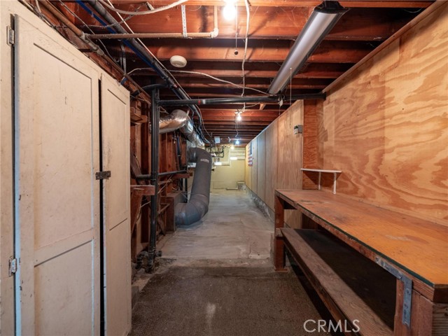 Image 40 of 42 For 2932 Oakwood Lane