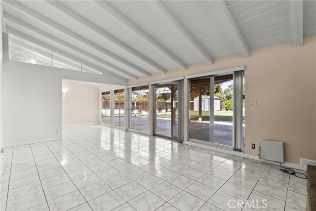 9310 Sophia Avenue photo 5