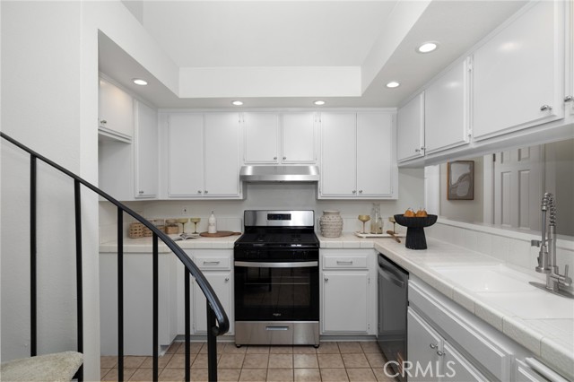 Detail Gallery Image 16 of 46 For 17202 Corbina Ln #202,  Huntington Beach,  CA 92649 - 2 Beds | 2 Baths