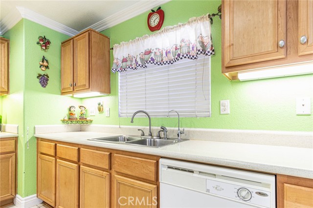 Detail Gallery Image 37 of 73 For 13106 Cerritos Ct, Hesperia,  CA 92344 - 4 Beds | 2/1 Baths