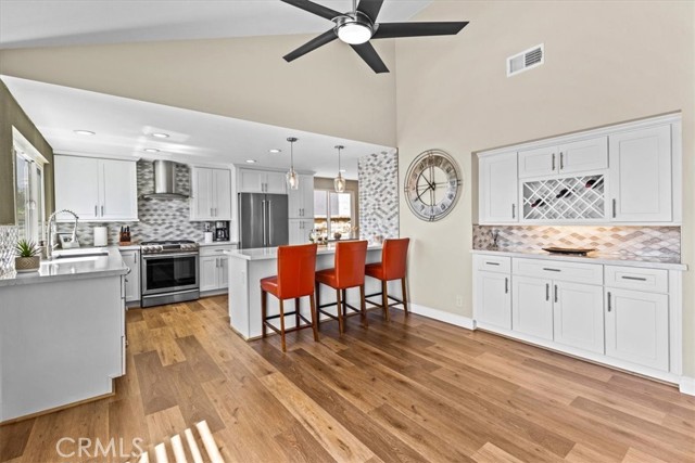 Detail Gallery Image 10 of 48 For 22632 Reinosa, Mission Viejo,  CA 92691 - 4 Beds | 2/1 Baths
