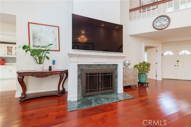 10 La Quinta, Irvine CA: https://media.crmls.org/medias/26a2a42d-bc4b-405d-94f9-faec055e695b.jpg