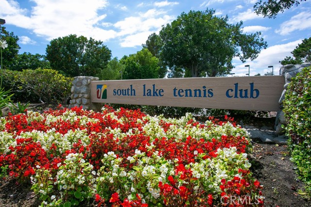89 GREENFIELD, Irvine CA: https://media.crmls.org/medias/26a2c1e8-4a3f-4de1-8cce-57890fe17416.jpg