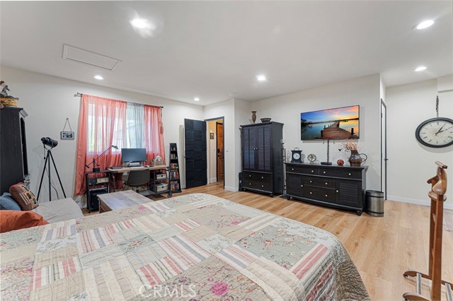 3794 Whirlaway Ln, Chino Hills CA: https://media.crmls.org/medias/26a33bf3-2aa1-4c66-8c0f-4d36b5298f14.jpg