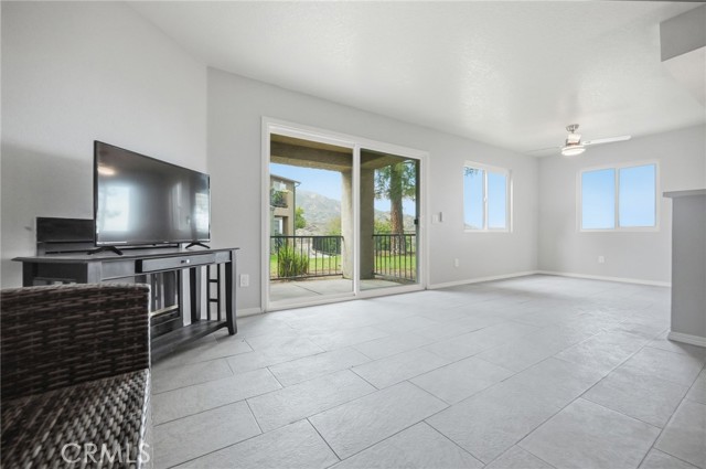 2616 avenida del vista, Corona CA: https://media.crmls.org/medias/26a3964f-56fa-48ec-93bf-ebb1b2d7b845.jpg