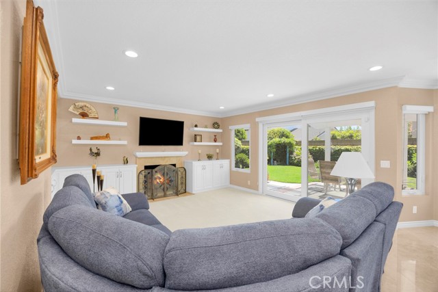 13614 Destino Place, Cerritos CA: https://media.crmls.org/medias/26a412e4-bbe1-47ba-a2f2-3dc08cefa8f5.jpg