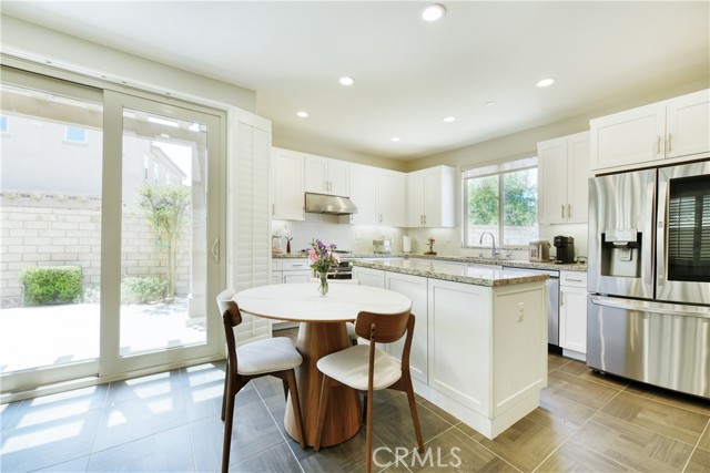 Detail Gallery Image 10 of 32 For 99 Fuchsia, Lake Forest,  CA 92630 - 4 Beds | 3 Baths