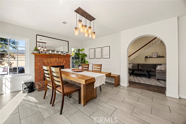 Detail Gallery Image 17 of 34 For 2027 Cobblefield Way, Glendora,  CA 91740 - 3 Beds | 2/1 Baths