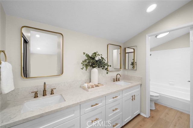 16 Bluejay, Irvine CA: https://media.crmls.org/medias/26a5d1c5-5cfa-44c9-9dd0-0009bd777fe4.jpg