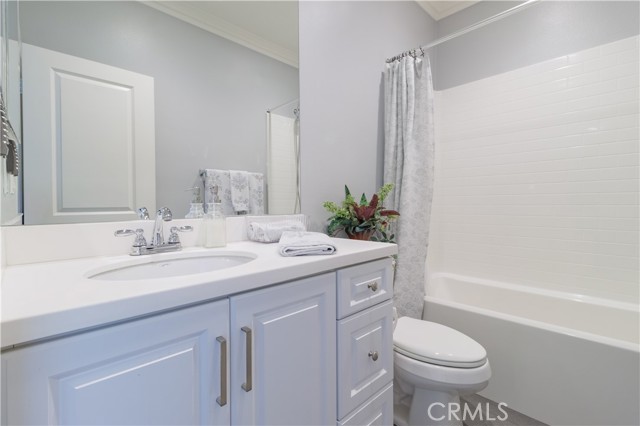 Detail Gallery Image 15 of 46 For 4077 E Groveland Dr, Ontario,  CA 91761 - 4 Beds | 3 Baths