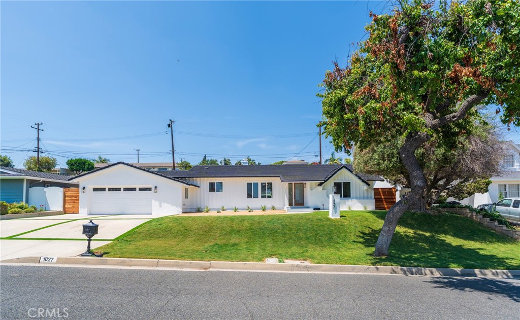 1027 Harmony Lane