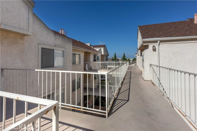 Image 18 of 43 For 3845 Farquhar