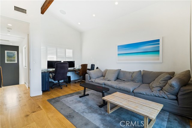 Detail Gallery Image 23 of 65 For 11308 Dona Teresa Dr, Studio City,  CA 91604 - 5 Beds | 4 Baths