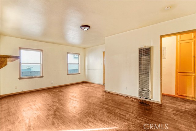 Detail Gallery Image 10 of 49 For 10807 Compton Ave, Los Angeles,  CA 90059 - – Beds | – Baths