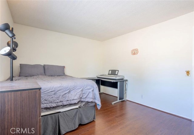 Detail Gallery Image 8 of 17 For 16520 Poppyglen Lane, Cerritos,  CA 90703 - 2 Beds | 2 Baths