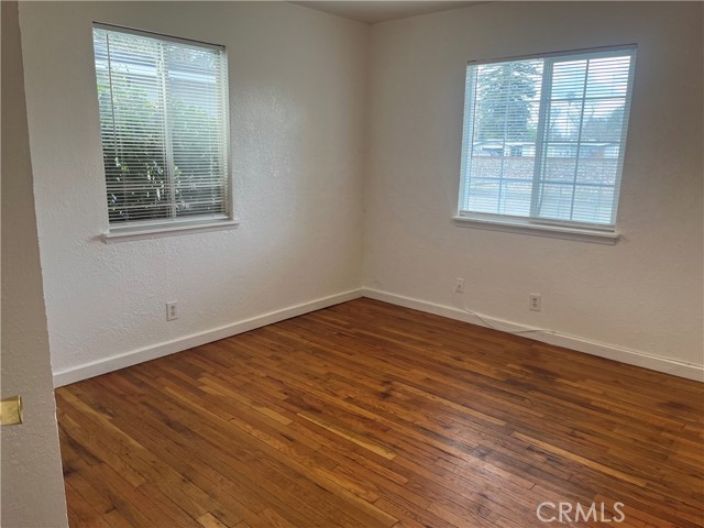 Detail Gallery Image 38 of 46 For 1020 W 24th St, Merced,  CA 95340 - 5 Beds | 1/1 Baths