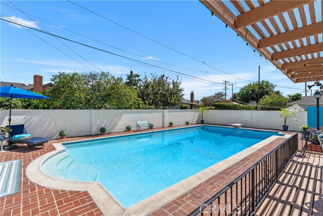 Detail Gallery Image 7 of 31 For 1327 E Kenwood Ave, Anaheim,  CA 92805 - 3 Beds | 1/1 Baths