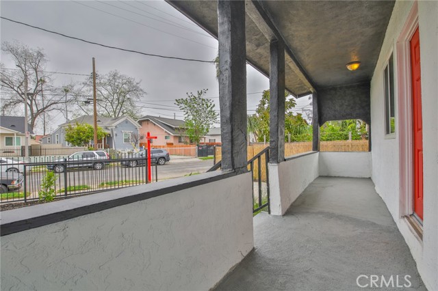 Detail Gallery Image 8 of 42 For 1656 E 33rd St, Los Angeles,  CA 90011 - 3 Beds | 2 Baths