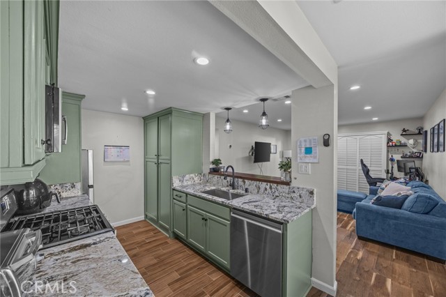 Detail Gallery Image 7 of 26 For 1800 E Old Ranch #115,  Colton,  CA 92324 - 2 Beds | 2 Baths