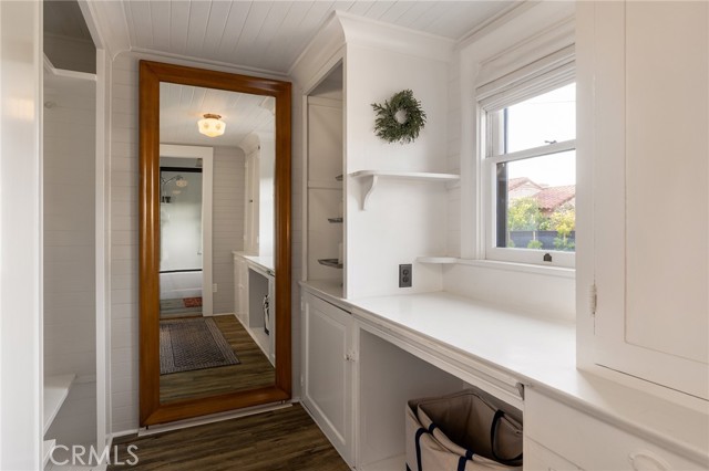 Detail Gallery Image 46 of 62 For 11 La Linda Dr, Long Beach,  CA 90807 - 8 Beds | 4/3 Baths