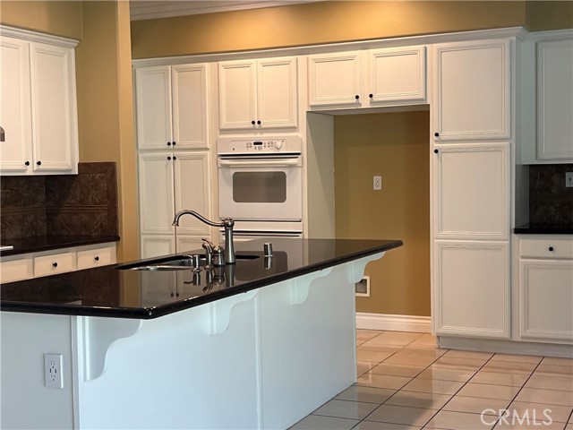 Detail Gallery Image 7 of 13 For 12208 Keenland Dr, Rancho Cucamonga,  CA 91739 - 4 Beds | 3 Baths