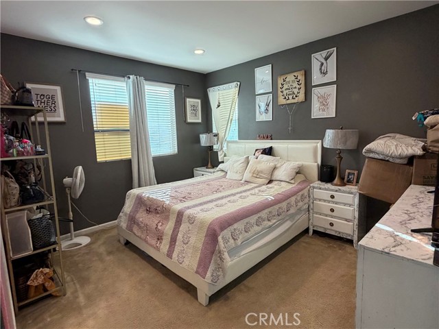 10349 Diamond Way, Los Angeles, CA 91331 photo 14